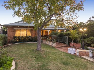 3 Stevenson Place, Byford WA 6122