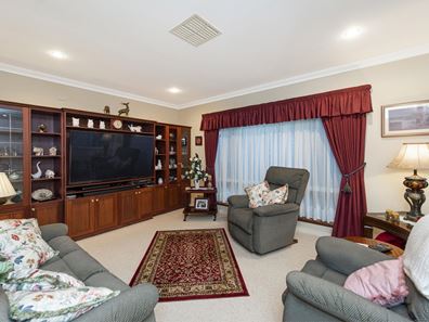 3 Stevenson Place, Byford WA 6122