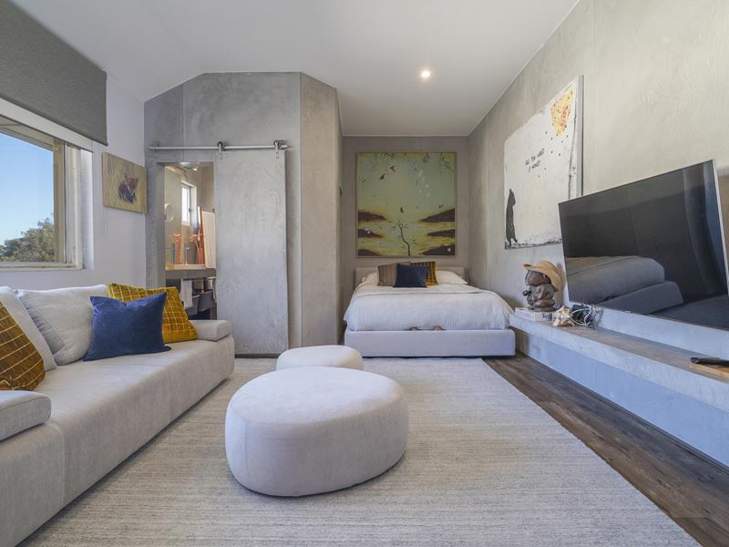 16/15 Eric Street, Cottesloe