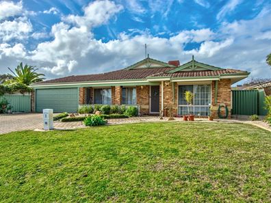 1 Stuart Place, Rockingham WA 6168