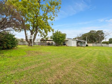 24 Lathwell Street, Armadale WA 6112