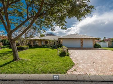 25 Mallina Circuit, Carramar WA 6031