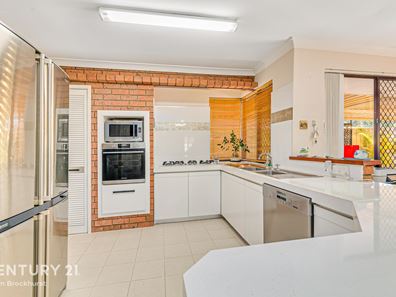 25 Corriedale Place, Thornlie WA 6108