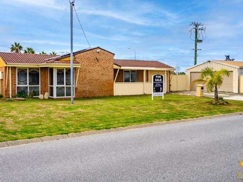 10 Grange Dr, Cooloongup WA 6168