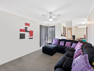 10 Grange Dr, Cooloongup WA 6168