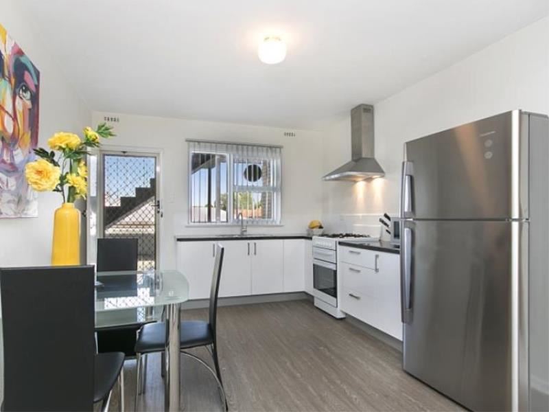 5/137 North Lake Road, Willagee