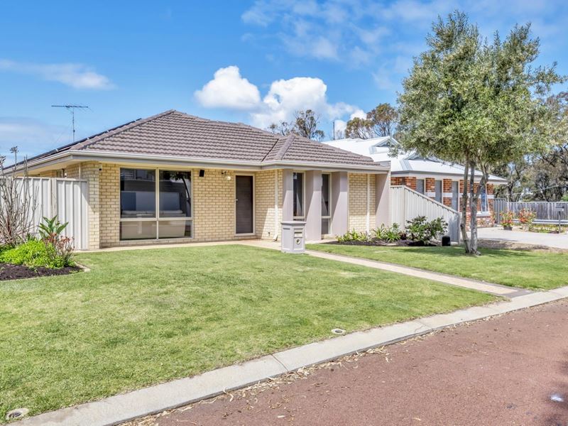 27 Contest Avenue, Falcon