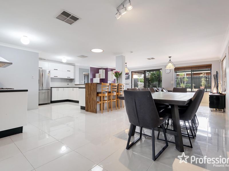 30 Marwood Way, Willetton