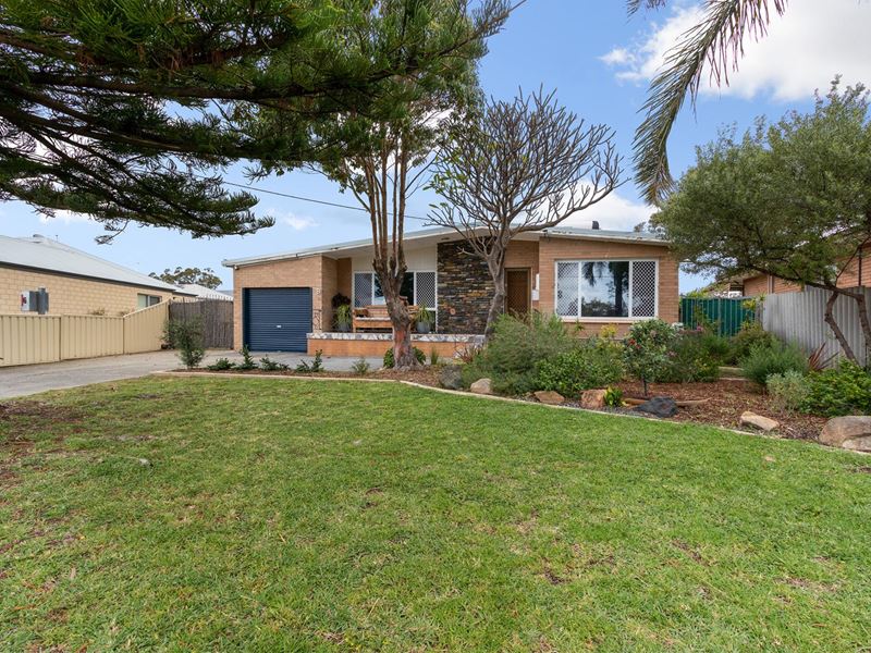 8 Sawle Road, Hamilton Hill