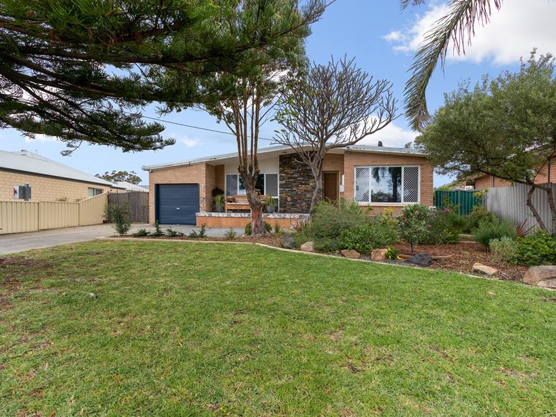 8 Sawle Road, Hamilton Hill WA 6163