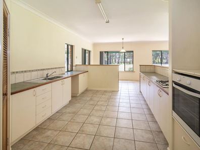 77 Sheridan Road, Margaret River WA 6285