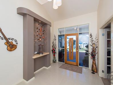 30 Tranquility Way, Halls Head WA 6210