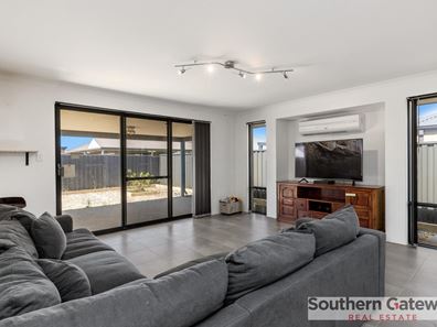 11 Enkindle Loop, Baldivis WA 6171