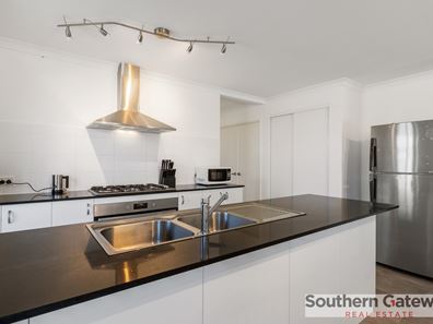 11 Enkindle Loop, Baldivis WA 6171