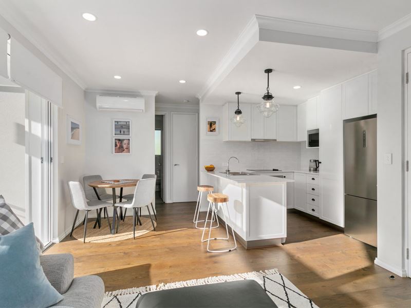 6/215 Alice Street, Doubleview