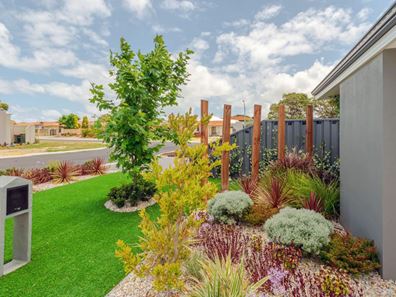 2B Dolium Court, Heathridge WA 6027