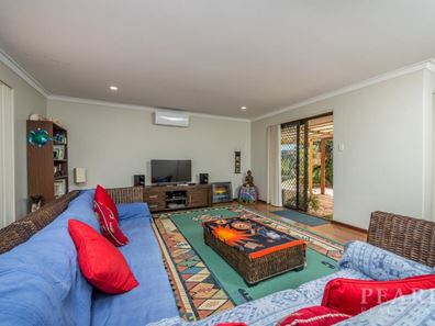 14 Karalundie Way, Mullaloo WA 6027