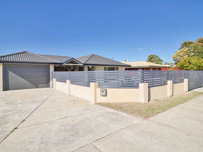 52 Second Avenue, Shoalwater WA 6169