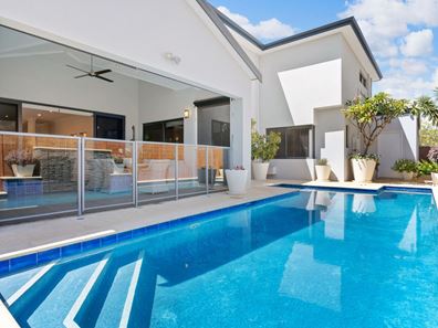 31 Muchea Gardens, Dianella WA 6059
