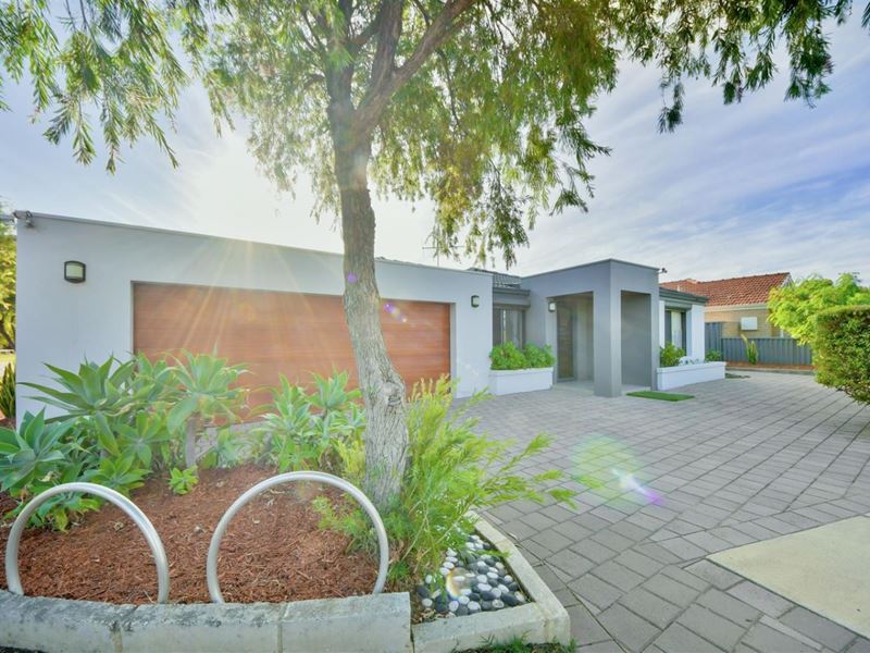 22 Cocos Court, Warnbro WA 6169