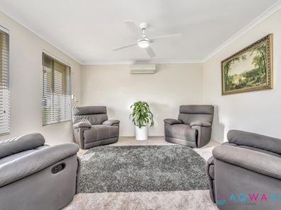 54 Endeavour Drive, Port Kennedy WA 6172