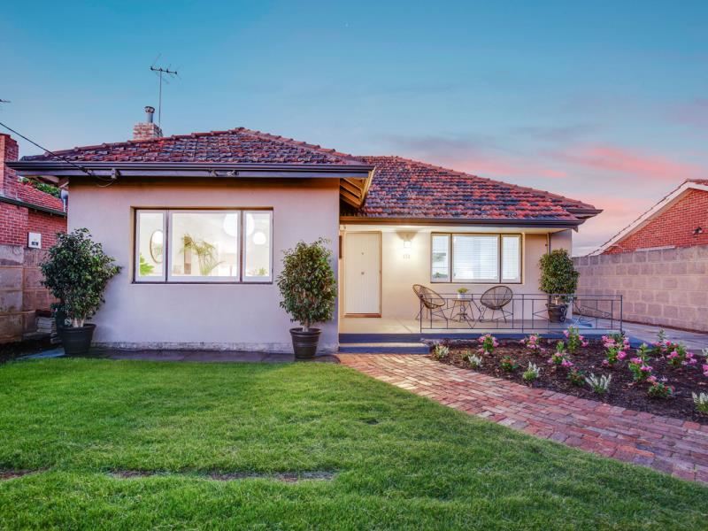 151 Wood Street, Inglewood