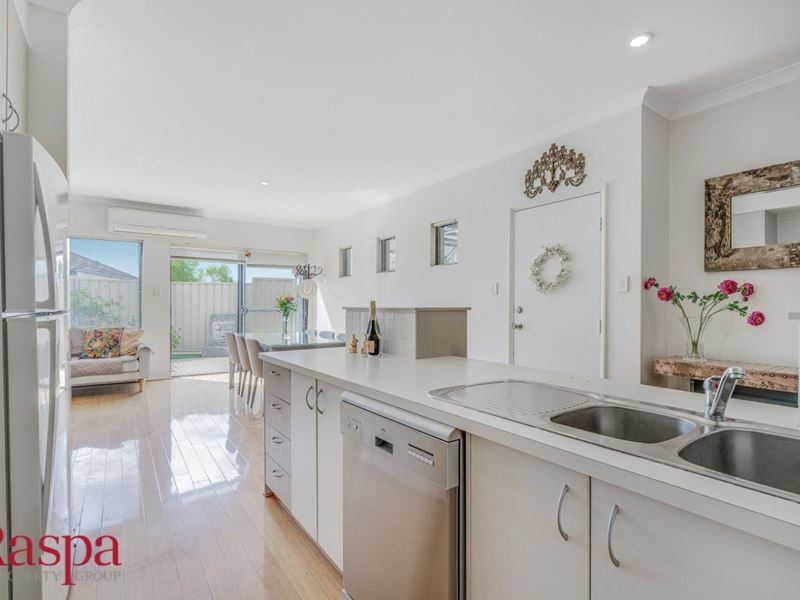 8/1 Dodd Street, Hamilton Hill