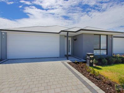 17 Laverton Road, Brabham WA 6055