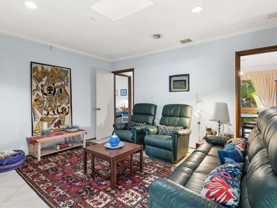 9 Salamander Street, Dianella WA 6059