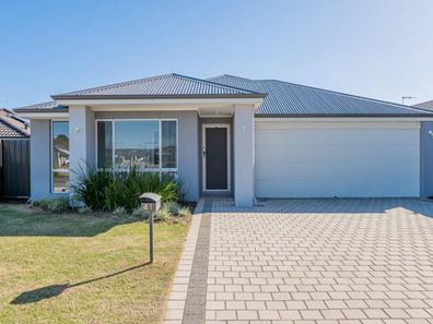 41 Lomond Way, Seville Grove WA 6112