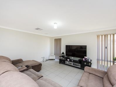 15 Wanderer Parkway, Baldivis WA 6171