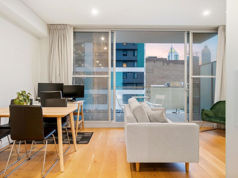 609/105 Stirling Street, Perth