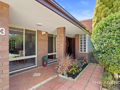 3 David Crescent, Hillarys WA 6025