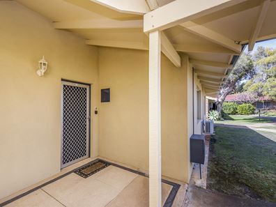 10/10 Houtmans Street, Shelley WA 6148