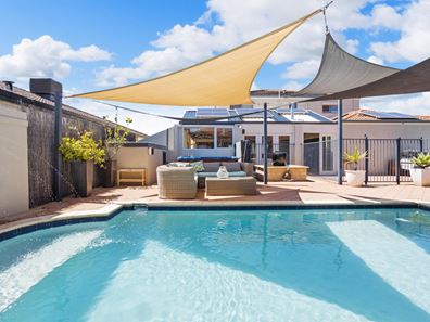 14 Marin Parade, Mindarie WA 6030