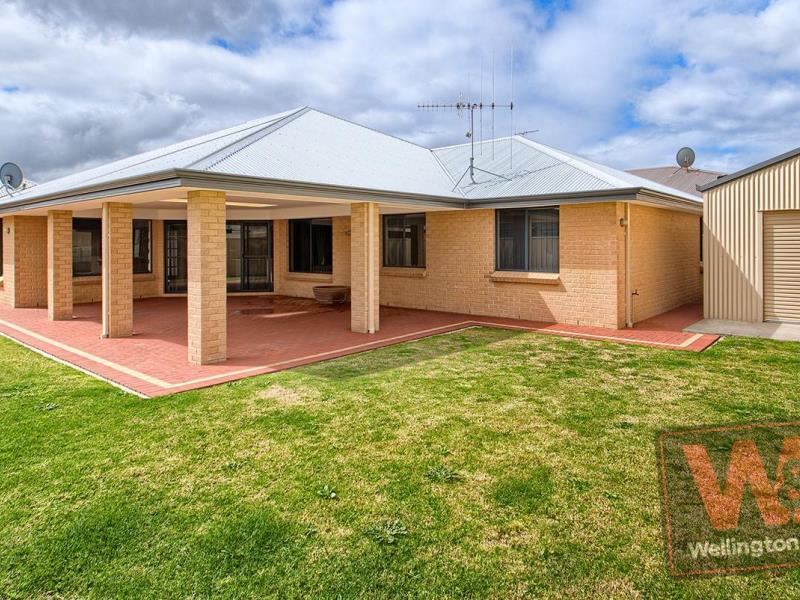8 Grandis Way, Yakamia