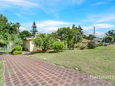 33 Clytie Road, Silver Sands WA 6210