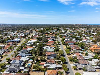 18 Paramatta Road, Doubleview WA 6018