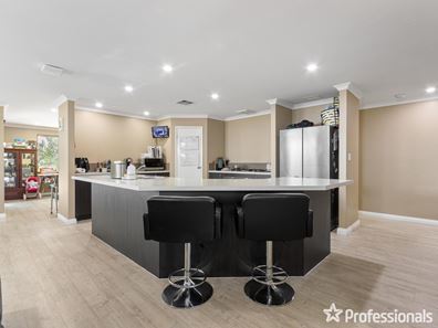 42 Cervantes Avenue, Baldivis WA 6171