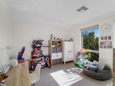 11 Rollston Street, Brabham WA 6055