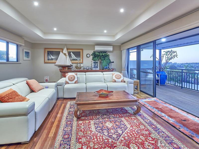 15 Woodhouse Road, East Fremantle