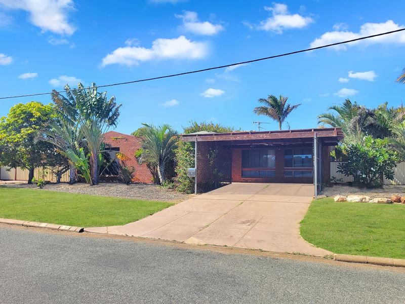 2 Marr Place, Carnarvon WA 6701