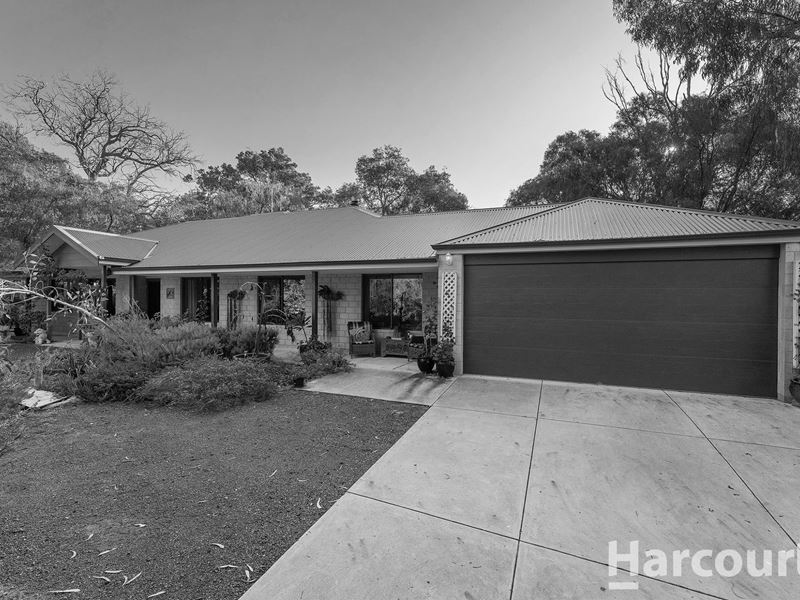 4 Crescent Drive, Bouvard