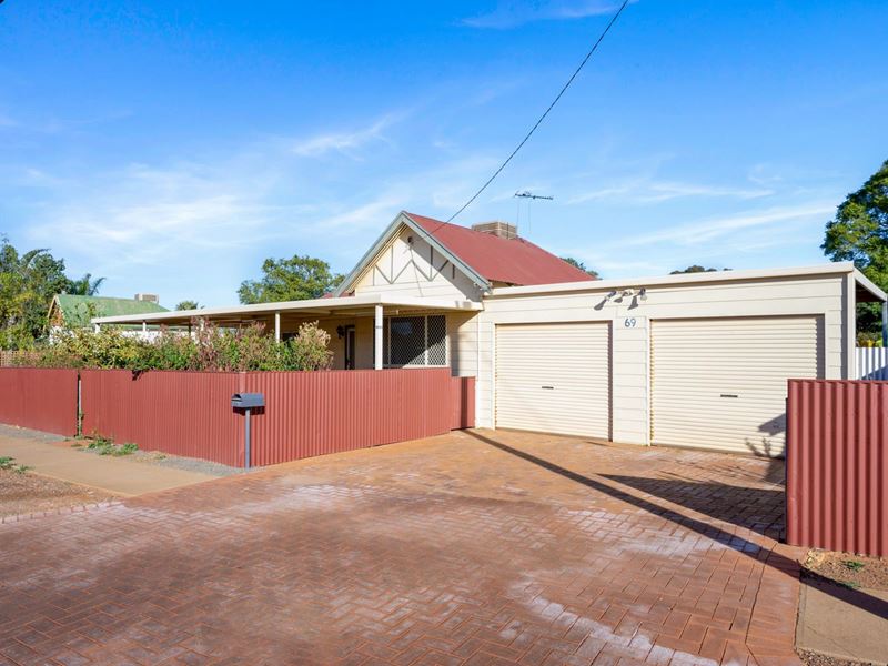 69 Ardagh Avenue, Kalgoorlie