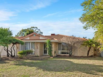 13 Young Lane, Parkwood WA 6147