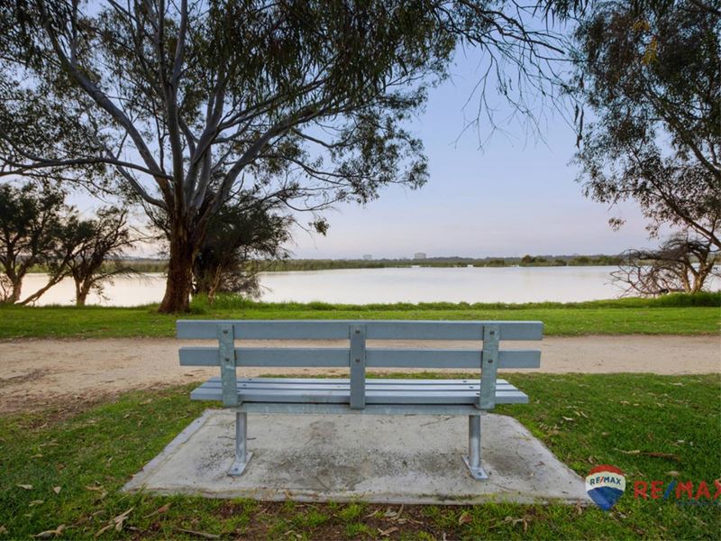 24/7 Waterway Court, Churchlands