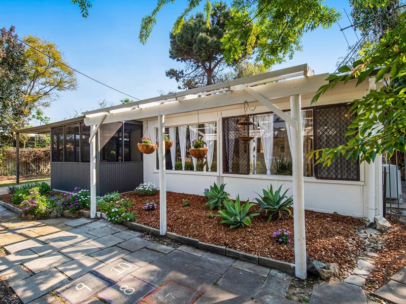6 Redcliffe Road, Greenfields