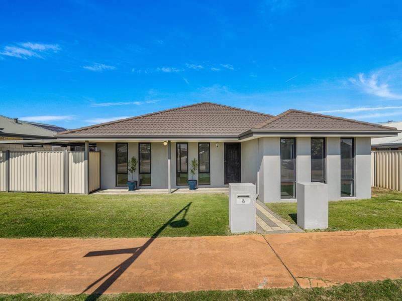 8 Torrey Crescent, Aubin Grove WA 6164