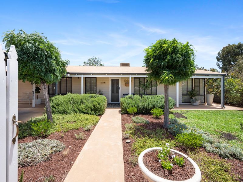 4 Frank Street, South Kalgoorlie
