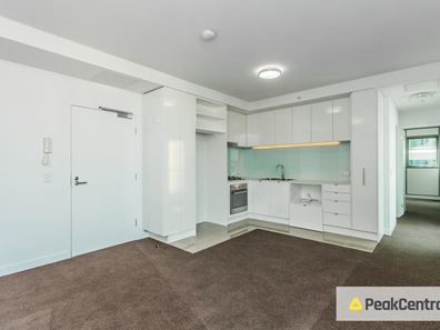 313/17 Malata Crescent, Success WA 6164